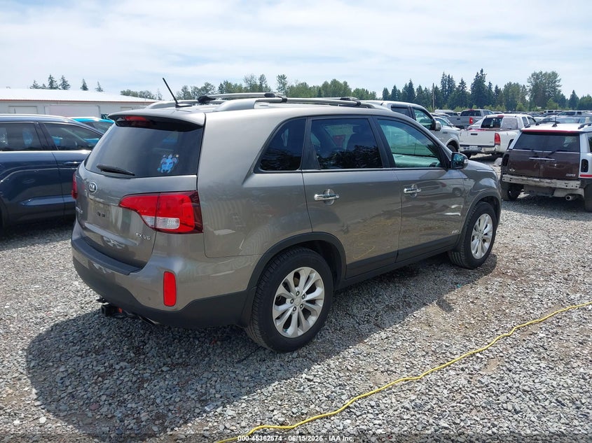 2015 Kia Sorento VIN 5XYKUDA75FG608891 IAAI salvage auction — SIDE, Bill Of Sale (Washington), sold $1,650 on 2026-07-22 (photo 4)