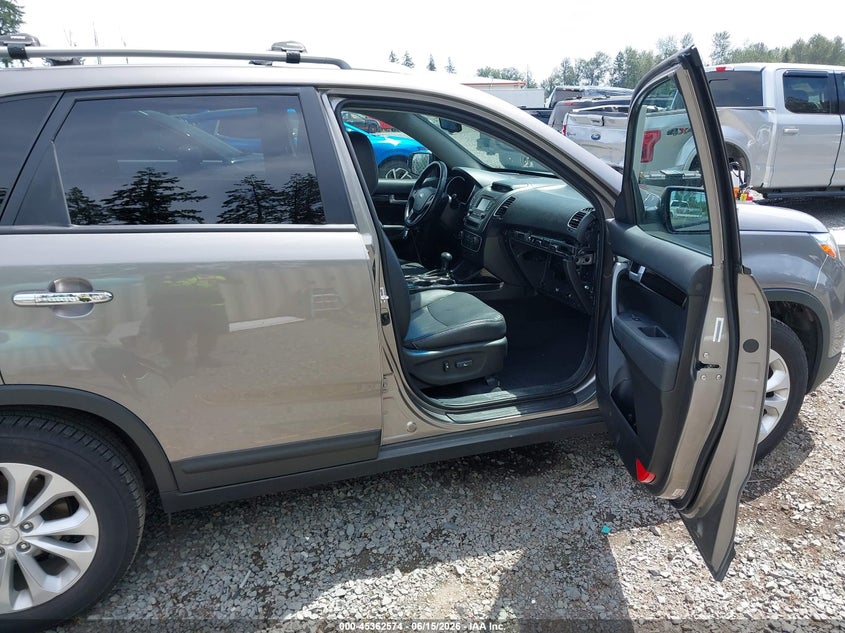 2015 Kia Sorento VIN 5XYKUDA75FG608891 IAAI salvage auction — SIDE, Bill Of Sale (Washington), sold $1,650 on 2026-07-22 (photo 5)
