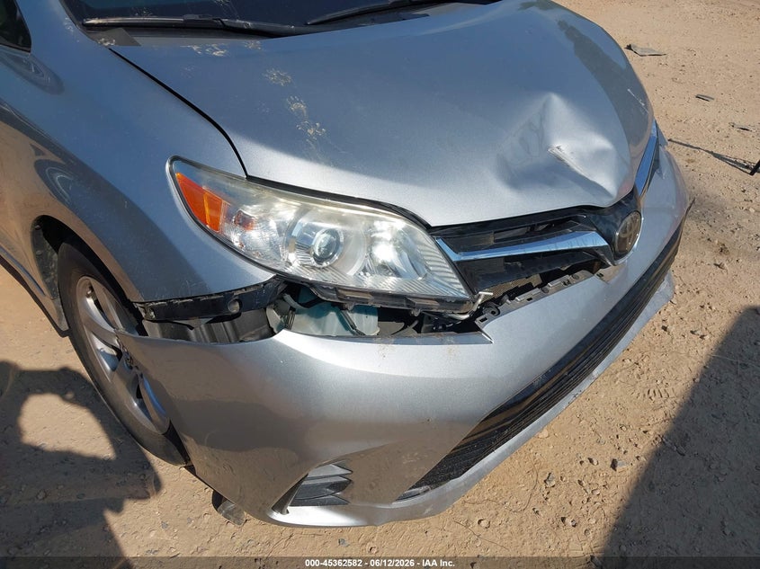 2020 Toyota Sienna VIN 5TDKZ3DC9LS021726 IAAI salvage auction — FRONT END, Salvage Title, sold $6,150 on 2026-07-20 (photo 6)