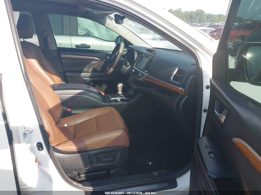 2017 Toyota Highlander VIN 5TDYZRFH1HS219021 IAAI salvage auction — FRONT END, Salvage (Georgia), sold $9,300 on 2026-07-16 (photo 5)