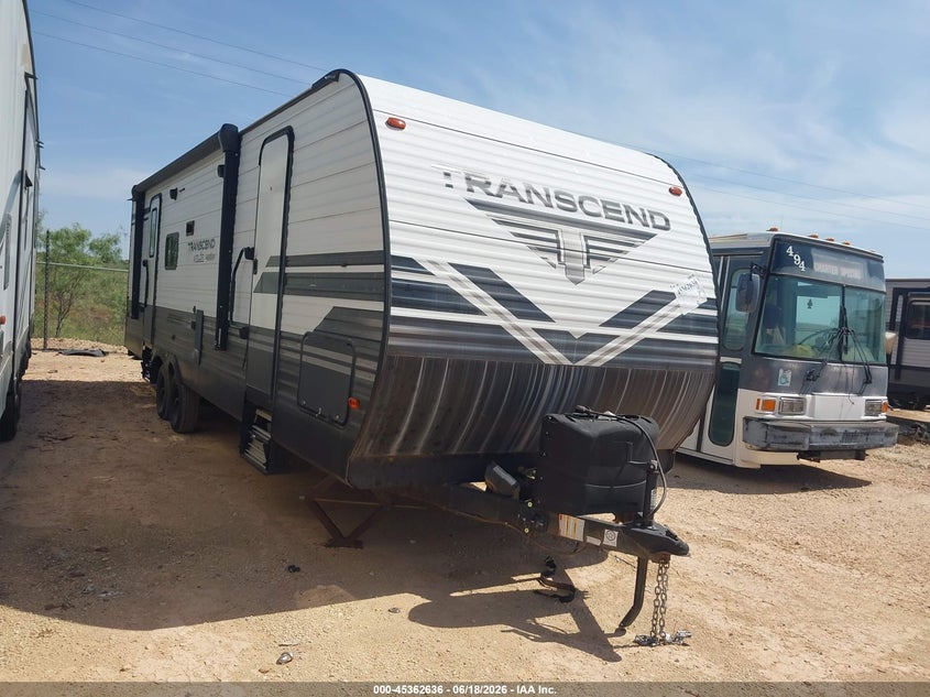 2020 Grand design Other VIN 573TT3322L8803782 IAAI salvage auction — HAIL, Wait Title, sold $5,750 on 2026-09-15 (photo 1)