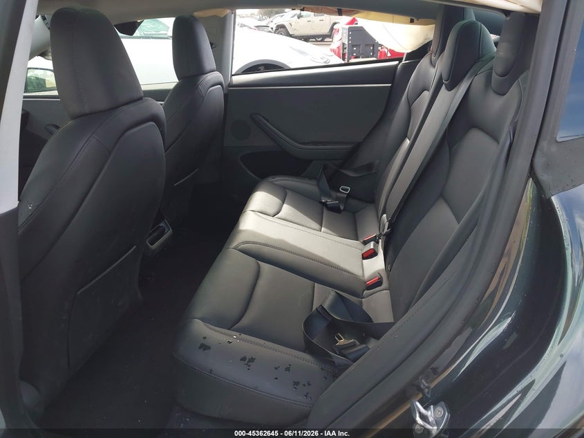 2025 Tesla Model 3 VIN 5YJ3E1EA9SF977986 IAAI salvage auction — RIGHT REAR, Salvage Title, sold $8,800 on 2026-07-29 (photo 8)