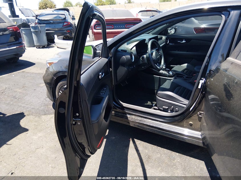 2024 Kia Forte VIN 3KPF54AD4RE727263 IAAI salvage auction — REAR END, Salvage Certificate (California), sold $8,700 on 2026-07-10 (photo 5)