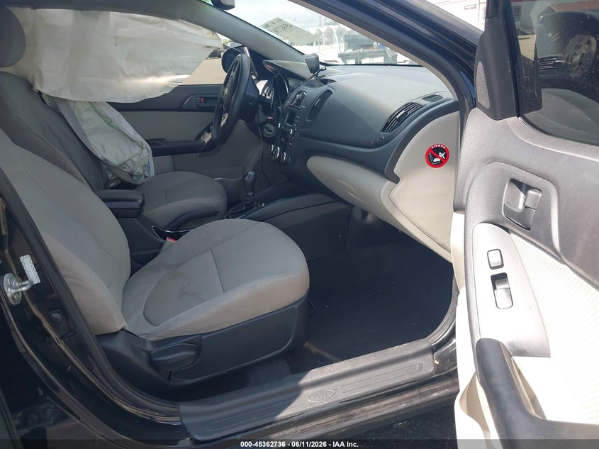 2012 Kia Forte VIN KNAFU4A2XC5552129 IAAI salvage auction — LEFT SIDE, Rebuildable (Florida), sold $375 on 2026-07-09 (photo 5)