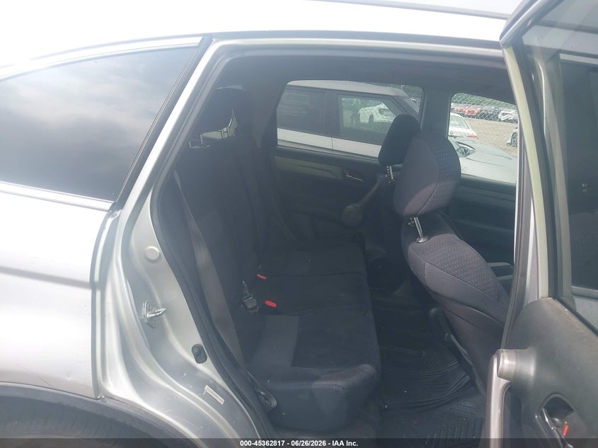 2009 Honda Cr-v VIN JHLRE48589C024576 IAAI salvage auction — REAR END, Clear (Massachusetts), sold $400 on 2026-07-17 (photo 8)
