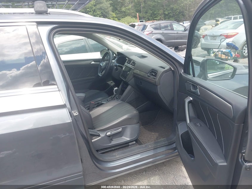 2024 Volkswagen Tiguan VIN 3VVNB7AX8RM101142 IAAI salvage auction — REAR END, Salvage (South Carolina), sold $7,600 on 2026-07-28 (photo 5)