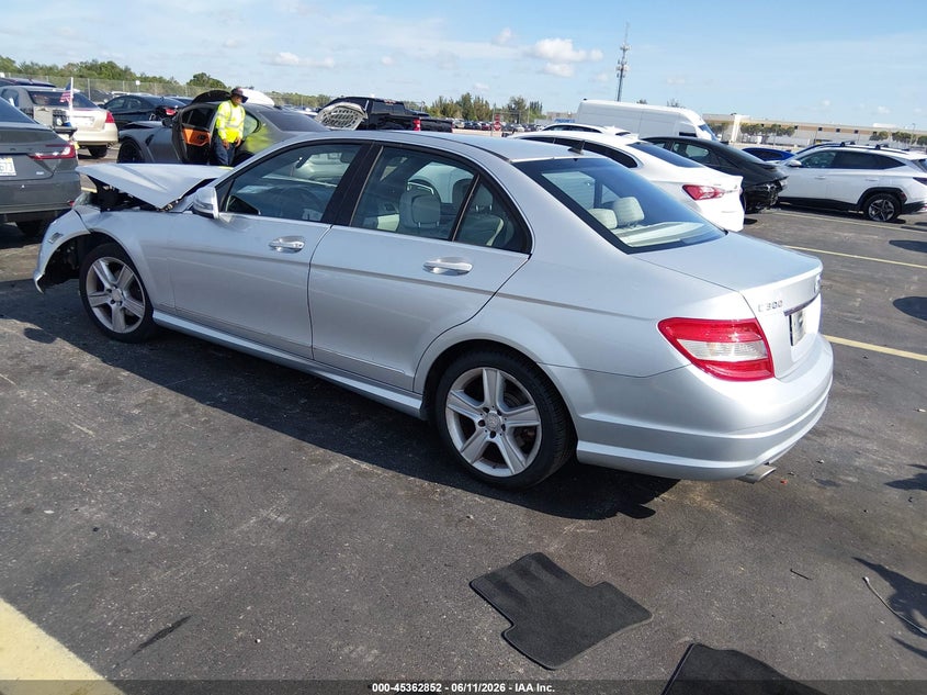 2011 Mercedes-benz C class VIN WDDGF5EBXBR171704 IAAI salvage auction — FRONT END, Rebuildable (Florida), sold $400 on 2026-07-09 (photo 3)