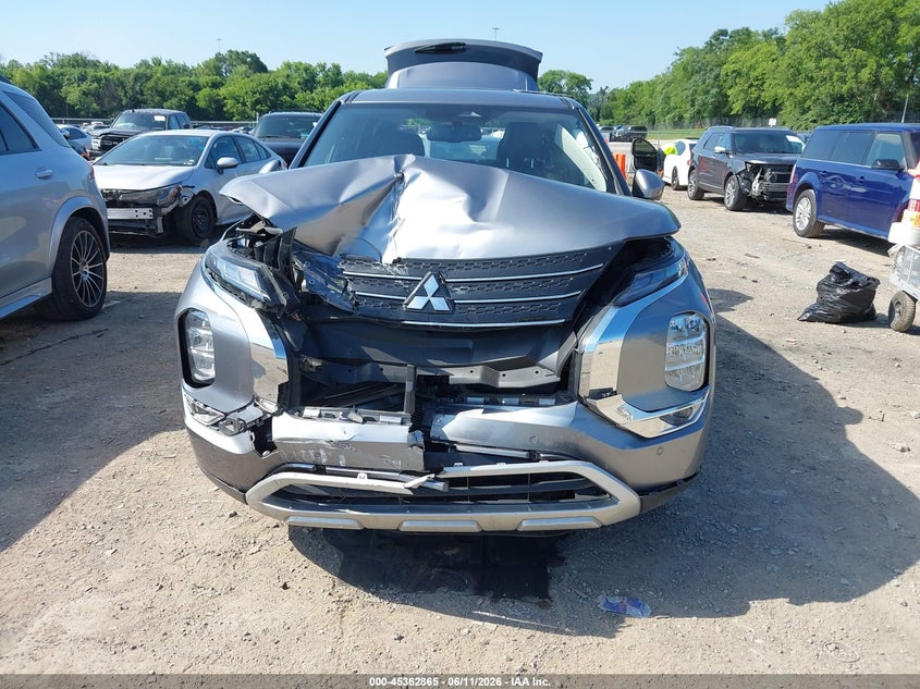 2024 Mitsubishi Outlander VIN JA4J3VA84RZ038413 IAAI salvage auction — FRONT END, Salvage Title, sold $5,300 on 2026-07-30 (photo 6)