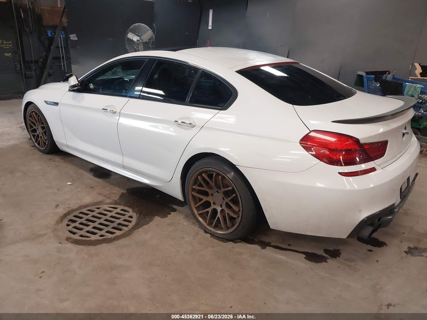 2015 BMW 6er VIN WBA6A0C5XFD318608 IAAI salvage auction — ENGINE DAMAGE, Salvage Title, sold $1,650 on 2026-07-21 (photo 3)