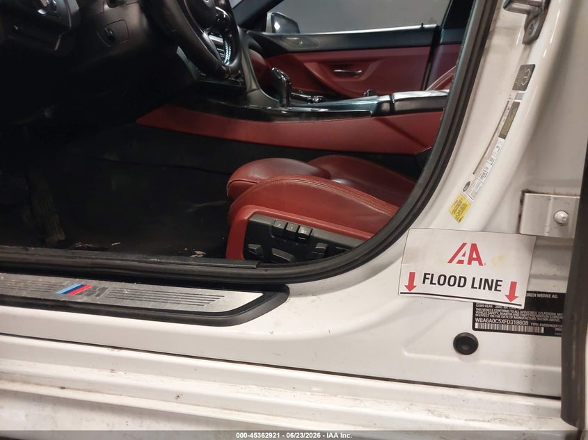 2015 BMW 6er VIN WBA6A0C5XFD318608 IAAI salvage auction — ENGINE DAMAGE, Salvage Title, sold $1,650 on 2026-07-21 (photo 6)