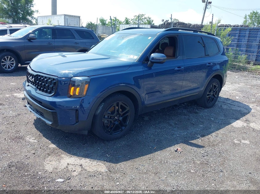 2024 Kia Telluride VIN 5XYP3DGC4RG474151 IAAI salvage auction — RIGHT FRONT, Salvage (Pennsylvania), sold $10,000 on 2026-07-31 (photo 2)