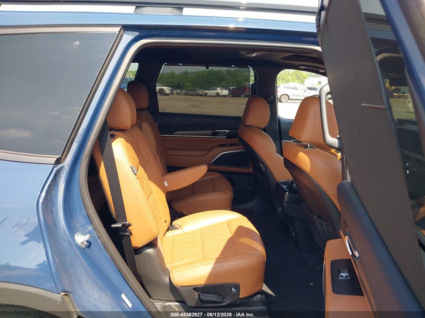 2024 Kia Telluride VIN 5XYP3DGC4RG474151 IAAI salvage auction — RIGHT FRONT, Salvage (Pennsylvania), sold $10,000 on 2026-07-31 (photo 8)