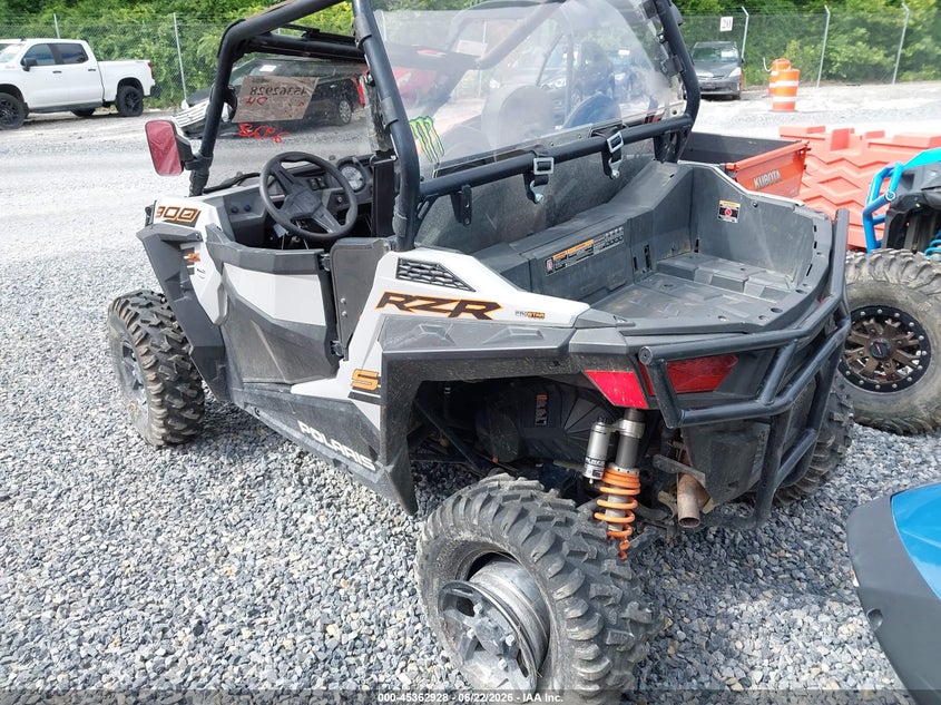 2019 Polaris Rzr VIN 3NSVBE879KH829462 IAAI salvage auction — REAR END, Salvage (Virginia), sold $3,150 on 2026-09-15 (photo 3)