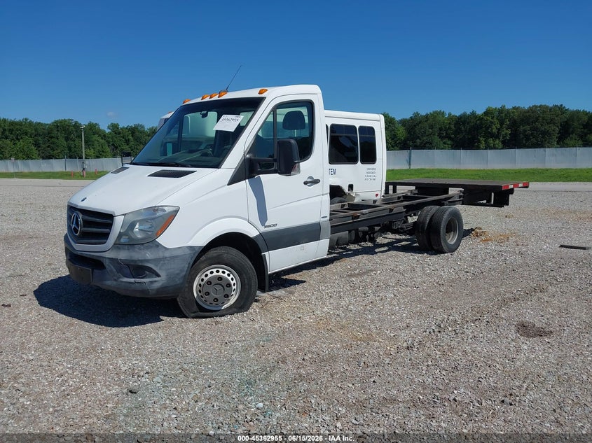 2015 Mercedes-benz Sprinter VIN WDAPF4CC4F9609187 IAAI salvage auction — NORMAL WEAR, Clear (Indiana), sold $2,050 on 2026-07-23 (photo 2)