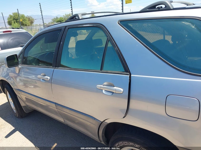 2001 Lexus Rx 300 VIN JTJHF10U910225655 IAAI salvage auction — SIDE, Clear (Arizona), sold $825 on 2026-07-16 (photo 6)