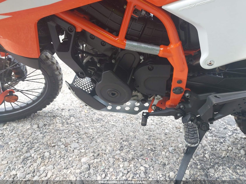 2025 Ktm 390 adventure VIN MD2J1J406SN201189 IAAI salvage auction — FRONT END, Salvage (Georgia), sold $2,550 on 2026-07-22 (photo 9)