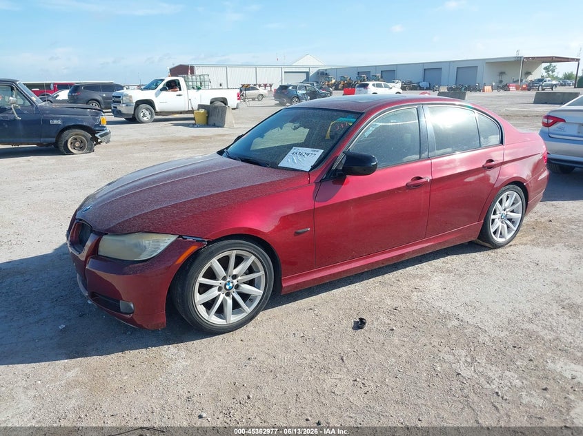 2011 BMW 3 series VIN WBAPH7C52BE674550 IAAI salvage auction — FRONT END, Salvage (Texas), sold $350 on 2026-07-29 (photo 2)