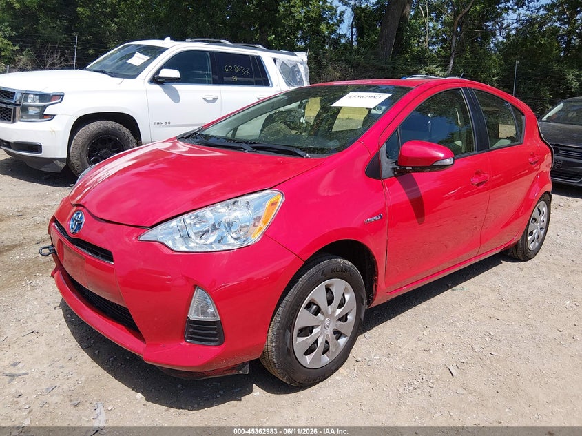 2014 Toyota Prius c VIN JTDKDTB35E1571992 IAAI salvage auction — REAR END, Salvage (Indiana), sold $425 on 2026-07-29 (photo 2)