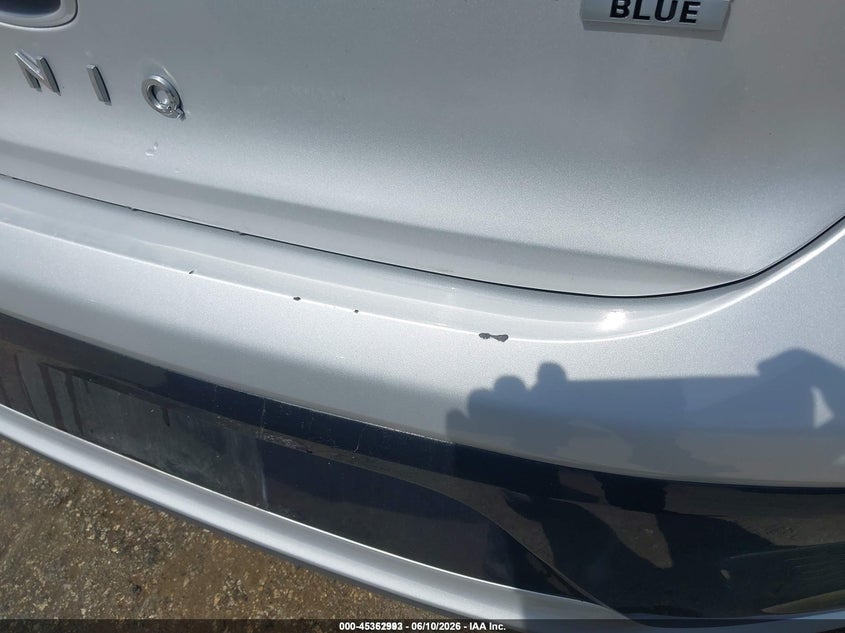 2018 Hyundai Ioniq hybrid VIN KMHC65LC6JU075967 IAAI salvage auction — NORMAL WEAR, Sf97 (New Hampshire), sold $6,100 on 2026-07-23 (photo 6)