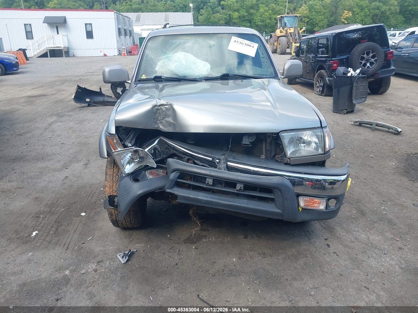 2001 Toyota 4runner VIN JT3HN86R310356232 IAAI salvage auction — FRONT END, Salvage - Greater Than 75% (Maryland), sold $675 on 2026-08-01 (photo 6)