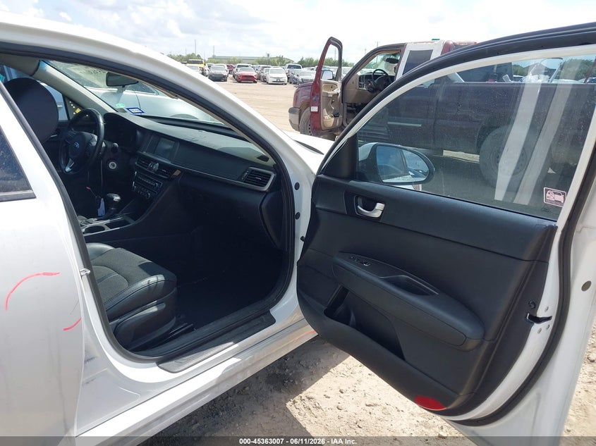 2018 Kia Optima VIN 5XXGT4L33JG243854 IAAI salvage auction — FRONT & REAR, Original (Texas), sold $2,000 on 2026-07-22 (photo 5)