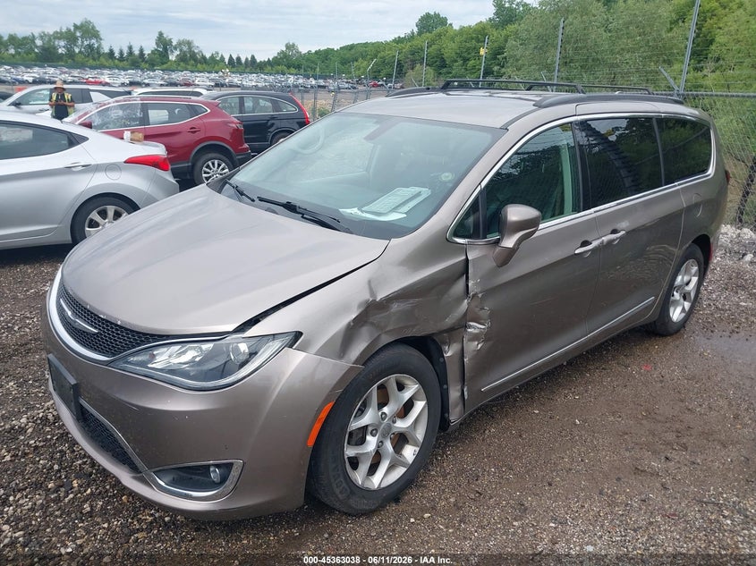 2017 Chrysler Pacifica VIN 2C4RC1BG9HR777163 IAAI salvage auction — LEFT FRONT, Salvage (Illinois), sold $1,900 on 2026-07-09 (photo 2)