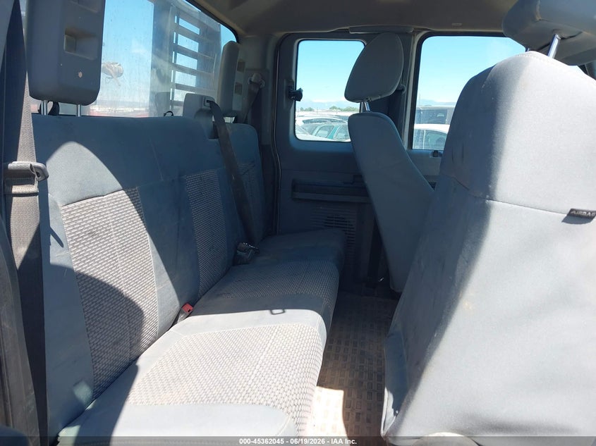 2015 Ford F550 VIN 1FD0X5HT4FEC54812 IAAI salvage auction — LEFT FRONT, Clear (New Mexico), sold $400 on 2026-07-08 (photo 8)