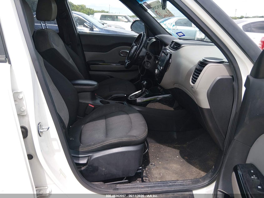 2015 Kia Soul VIN KNDJP3A55F7142887 IAAI salvage auction — NORMAL WEAR, Original (Texas), sold $800 on 2026-07-29 (photo 5)