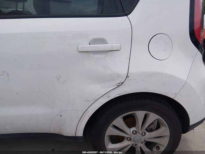 2015 Kia Soul VIN KNDJP3A55F7142887 IAAI salvage auction — NORMAL WEAR, Original (Texas), sold $800 on 2026-07-29 (photo 6)