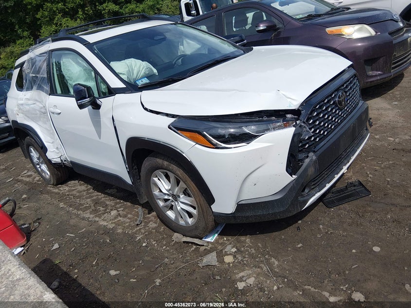 2025 Toyota Corolla cross VIN 7MUBAABGXSV131335 — IAAI salvage auction photo