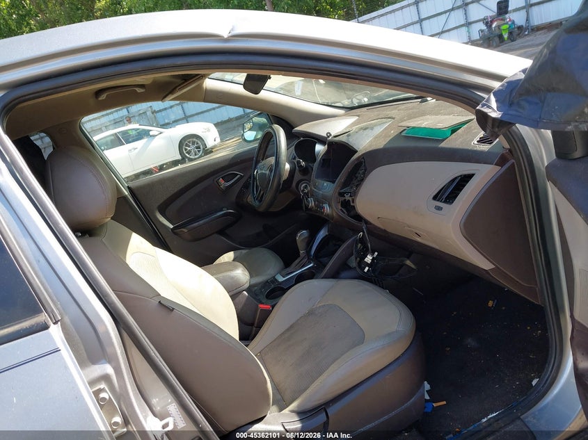2015 Hyundai Tucson VIN KM8JT3AF1FU116868 IAAI salvage auction — NORMAL WEAR, Clear (Michigan), sold $675 on 2026-07-06 (photo 5)