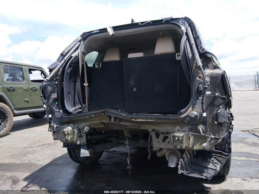 2020 Toyota Highlander VIN 5TDYZRAH8LS020550 IAAI salvage auction — REAR END, Salvage (Mississippi), sold $9,100 on 2026-07-22 (photo 6)