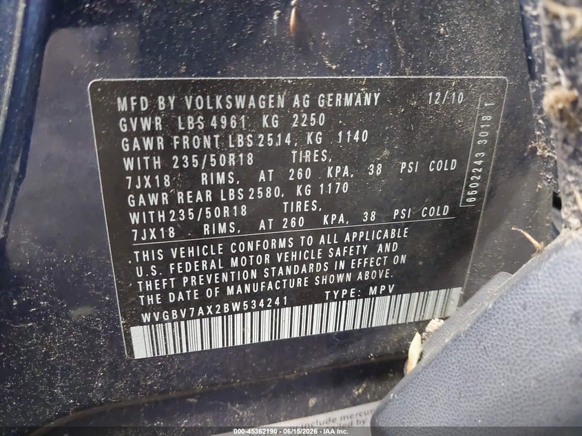 2011 Volkswagen Tiguan VIN WVGBV7AX2BW534241 IAAI salvage auction — LEFT SIDE, Clear (Virginia), sold $175 on 2026-07-23 (photo 9)