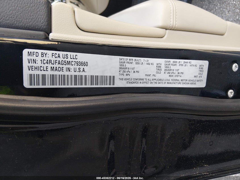 2021 Jeep Grand cherokee VIN 1C4RJFAG5MC793660 IAAI salvage auction — NORMAL WEAR, Sf97 (Maryland), sold $16,650 on 2026-08-31 (photo 9)