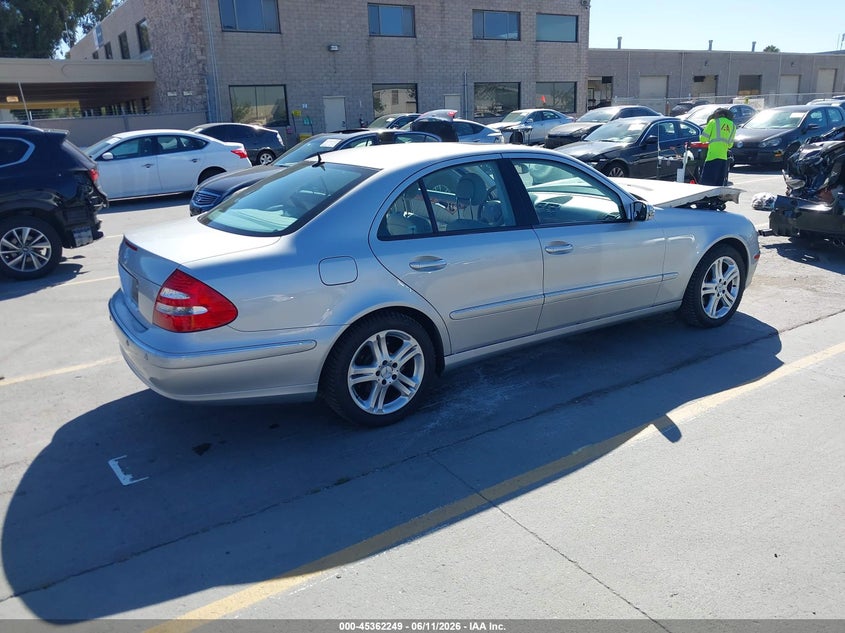 2004 Mercedes-benz E-klasse VIN WDBUF70J94A470317 IAAI salvage auction — FRONT END, Salvage (California), sold $300 on 2026-07-19 (photo 4)