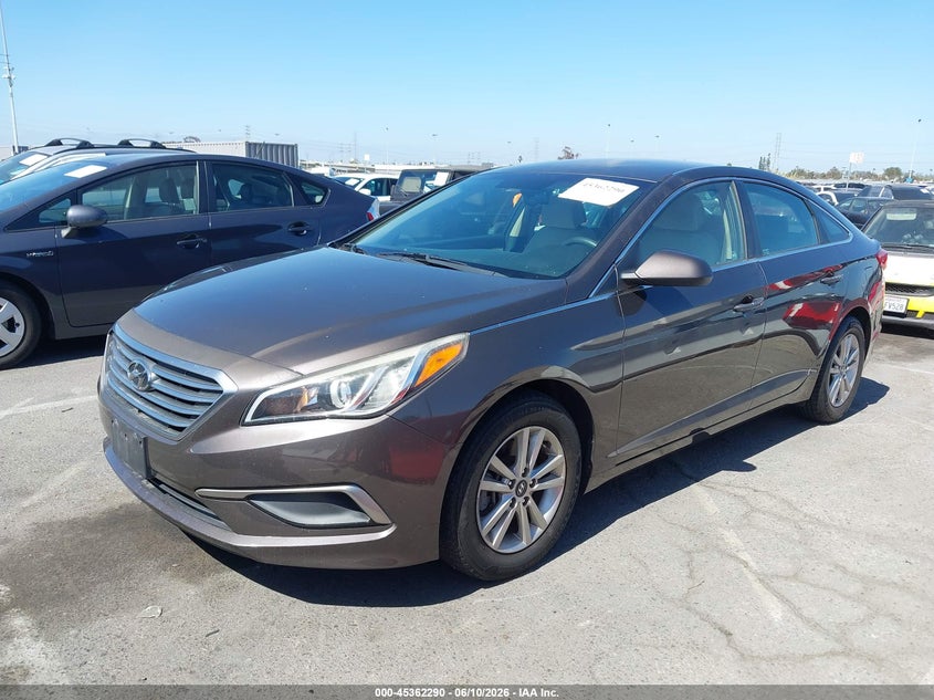 2016 Hyundai Sonata VIN 5NPE24AF3GH375971 IAAI salvage auction — Normal Wear, Clear - Dealer Only (California), sold $2,075 on 2026-06-18 (photo 2)