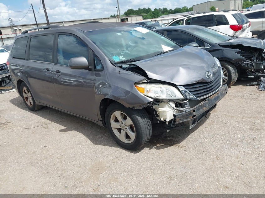 2011 Toyota Sienna VIN 5TDKK3DC1BS092907 IAAI salvage auction — FRONT END, Original (Texas), sold $1,050 on 2026-07-22 (photo 1)