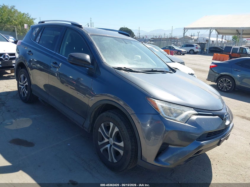 2016 Toyota Rav 4 VIN JTMBFREV6GD190941 IAAI salvage auction — LEFT REAR, Salvage Title, sold $4,050 on 2026-07-29 (photo 1)