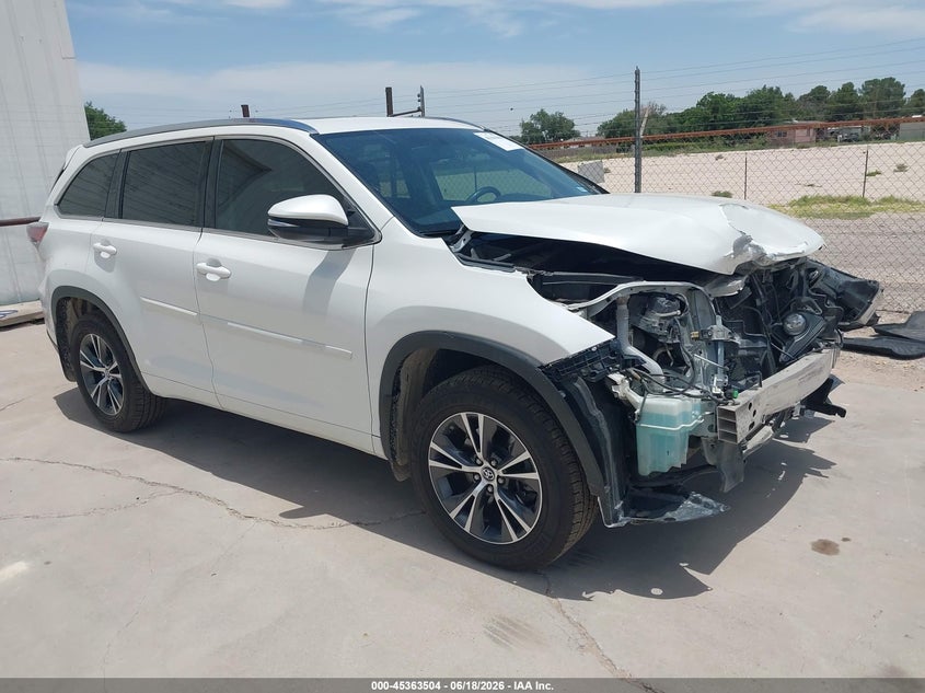 2016 Toyota Highlander VIN 5TDKKRFH6GS167782 IAAI salvage auction — FRONT END, Salvage Title, sold $6,850 on 2026-07-16 (photo 1)