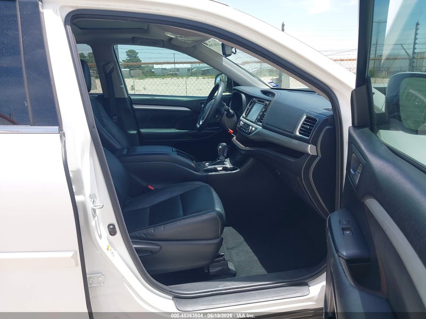 2016 Toyota Highlander VIN 5TDKKRFH6GS167782 IAAI salvage auction — FRONT END, Salvage Title, sold $6,850 on 2026-07-16 (photo 5)