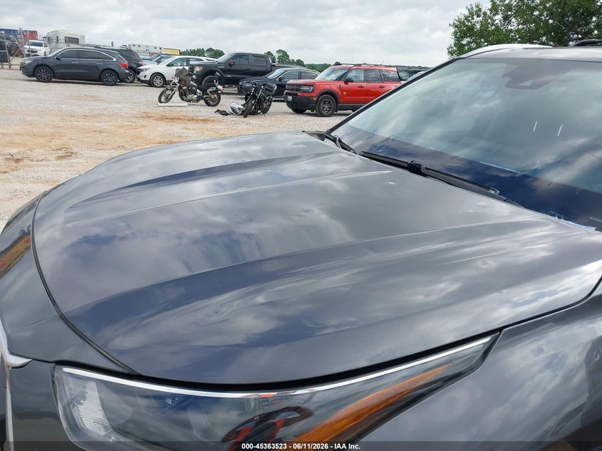 2021 Toyota Highlander VIN 5TDGBRCH5MS036090 IAAI salvage auction — HAIL, Clear (Missouri), sold $17,950 on 2026-07-06 (photo 6)