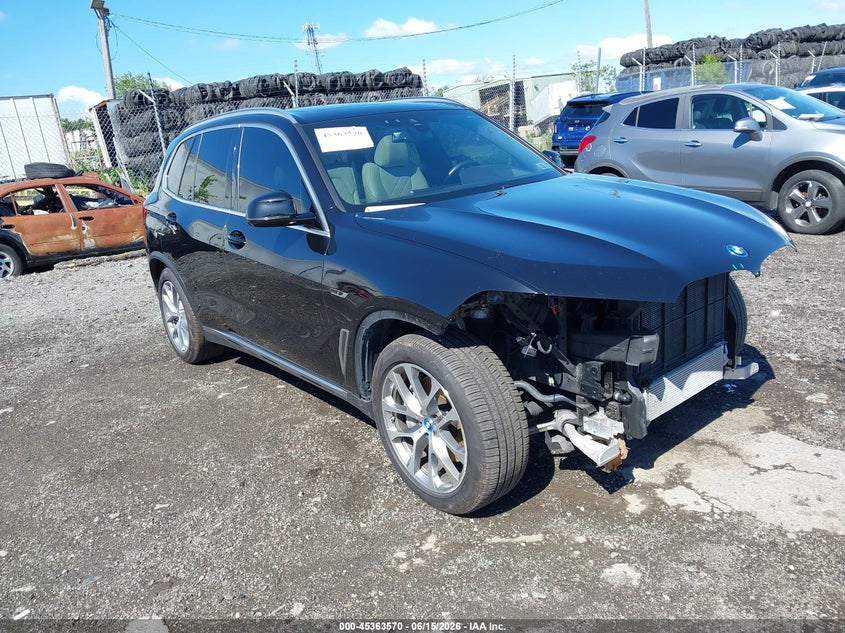 2023 BMW X5 VIN 5UXTA6C00P9R06548 IAAI salvage auction — FRONT END, Salvage (Pennsylvania), sold $28,400 on 2026-07-31 (photo 1)