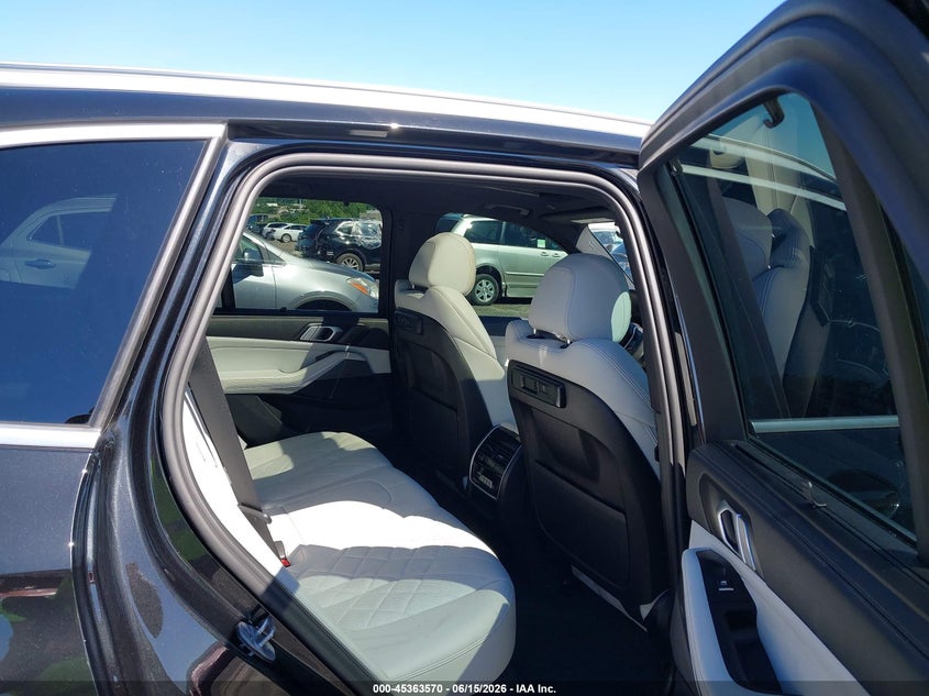 2023 BMW X5 VIN 5UXTA6C00P9R06548 IAAI salvage auction — FRONT END, Salvage (Pennsylvania), sold $28,400 on 2026-07-31 (photo 8)