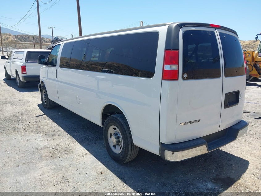 2017 Chevrolet Express 3500 VIN 1GAZGPFF8H1305512 IAAI salvage auction — NORMAL WEAR, Sf97 (California), sold $14,100 on 2026-07-28 (photo 3)