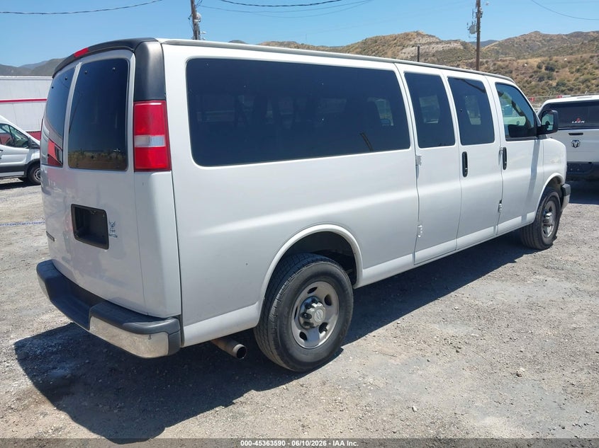 2017 Chevrolet Express 3500 VIN 1GAZGPFF8H1305512 IAAI salvage auction — NORMAL WEAR, Sf97 (California), sold $14,100 on 2026-07-28 (photo 4)