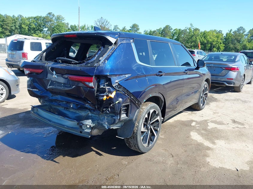 2024 Mitsubishi Outlander VIN JA4J3VA87RZ007706 IAAI salvage auction — REAR END, Salvage (Virginia), sold $6,200 on 2026-07-31 (photo 4)