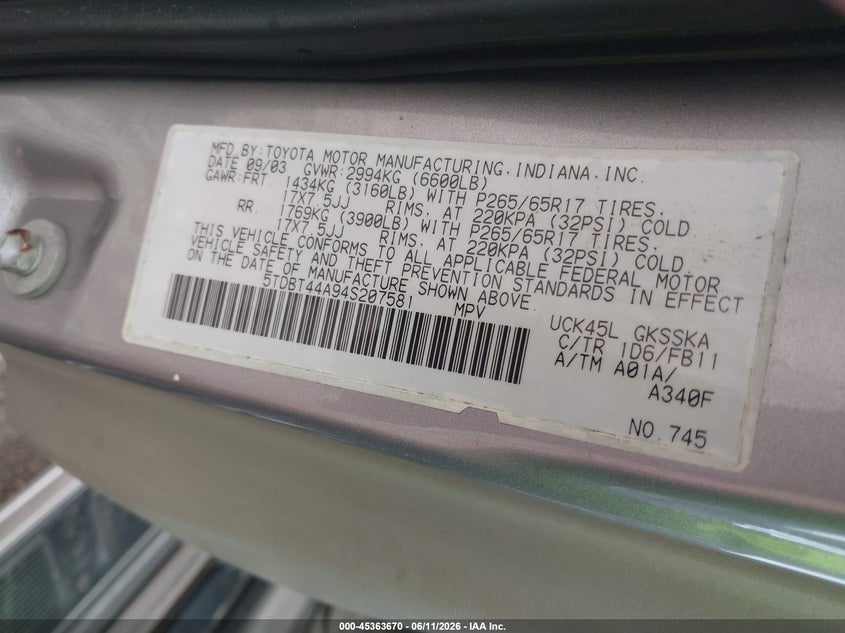 2004 Toyota Sequoia VIN 5TDBT44A94S207581 IAAI salvage auction — NORMAL WEAR, Clear (Illinois), sold $1,000 on 2026-07-13 (photo 9)