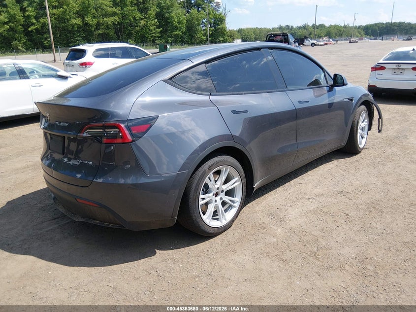2021 Tesla Model y VIN 5YJYGAEE1MF130983 IAAI salvage auction — UNDERCARRIAGE, Salvage - 75% Or Less (Maryland), sold $8,700 on 2026-07-26 (photo 4)