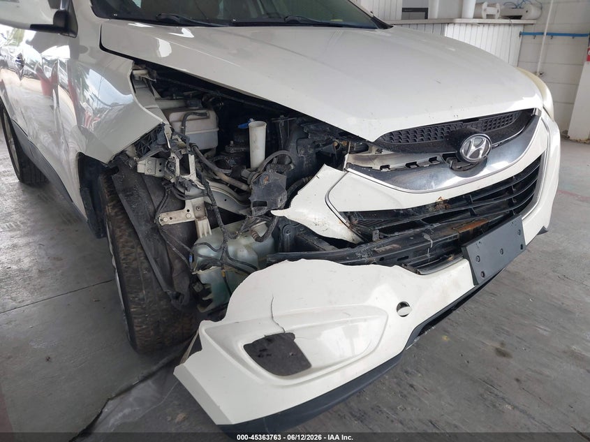 2011 Hyundai Tucson VIN KM8JU3AC3BU134883 IAAI salvage auction — FRONT END, Rebuildable (Florida), sold $550 on 2026-07-22 (photo 6)