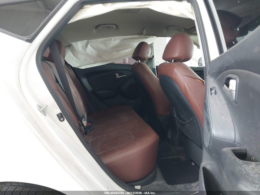 2011 Hyundai Tucson VIN KM8JU3AC3BU134883 IAAI salvage auction — FRONT END, Rebuildable (Florida), sold $550 on 2026-07-22 (photo 8)